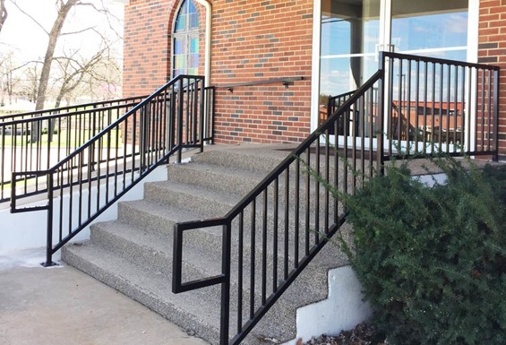 handrails pic 3.jpg